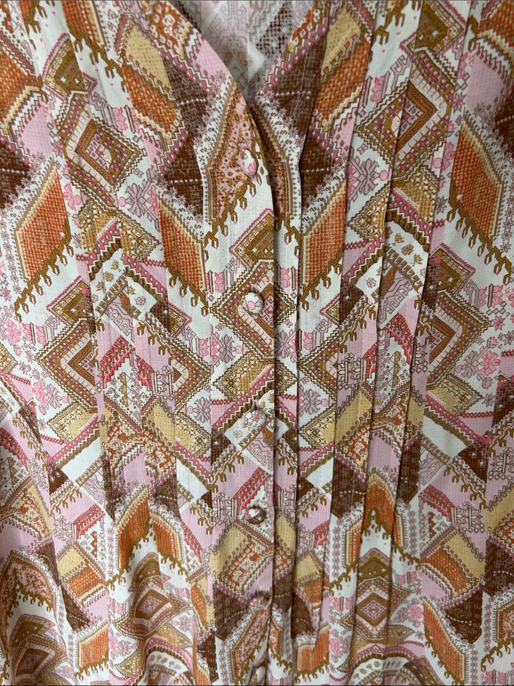 J. JILL Soft Rayon Tribal Boho Pleated Button Down Blouse Size Large - Picture 5 of 14